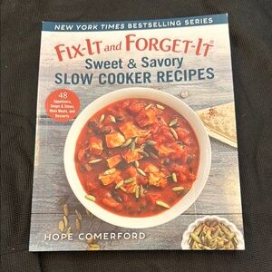 Fix-It and Forget-It Slow Cooker Recipes Book